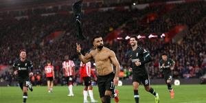 جيمس بيرس: محمد صلاح محبط من تأخر ليفربول في تجديد عقده.. ولكنه يريد الاستمرار - الآن نيوز