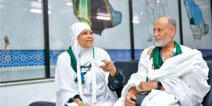 زوجان من بنجلاديش.. رحلة من أمريكا لأداء الحجة الأولى عبر طريق مكة - موقع الآن نيوز
