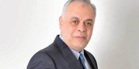 أشرف زكي يُعلن عن ضوابط تغطية جنازات الفنانين بالتنسيق مع نقابة الصحفيين ـ موقع الآن نيوز