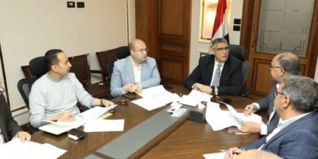 محافظ الجيزة يضع خطة شاملة لتطوير منظومة النظافة وتحقيق رضا المواطنين - موقع الآن نيوز