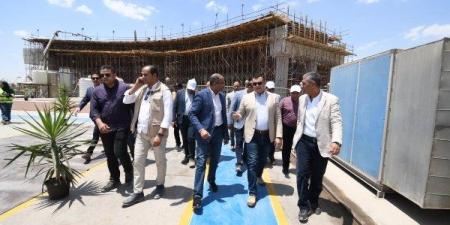 وزير الإسكان يتفقد مشروع المرحلة الثانية لمأخذ المياه العكرة بالمعادي ـ موقع الآن نيوز