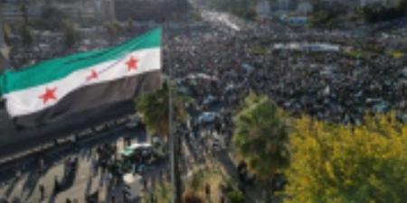 سوريا .. هجوم مسلح على مقر لوزارة الدفاع في دير الزور ـ موقع الآن نيوز