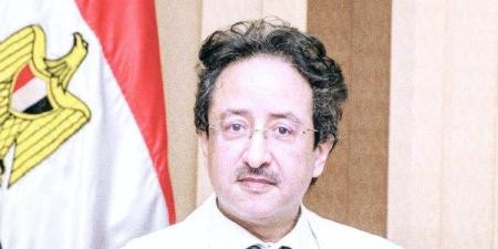رئيس جامعة طنطا يهنئ الدكتور محمود سليم بلقب الطبيب المثالي على مستوى الجمهورية ـ موقع الآن نيوز