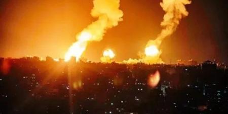غارات أمريكية تستهدف مواقع حوثية في محيط مدينة صعدة شمالي اليمن ـ موقع الآن نيوز