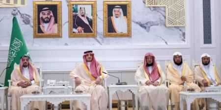 وزير الداخلية ينقل تحيات القيادة إلى أهالي منطقة القصيم - موقع الآن نيوز