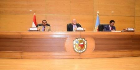 رئيس جامعة سوهاج يفتتح المؤتمر العلمي الأول لقسم المناهج بكلية علوم الرياضة - موقع الآن نيوز