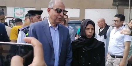 لفتة إنسانية.. محافظ المنيا يستجيب لطلب سيدة مريضة بإجراء أشعة مسح ذري ـ موقع الآن نيوز