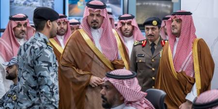 وزير الداخلية يشيد بجهود مركز عمليات أمن المسجد النبوي - موقع الآن نيوز