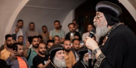 قداسة البابا يلتقي أبناء الكنيسة القبطية في صربيا .. صور ـ موقع الآن نيوز