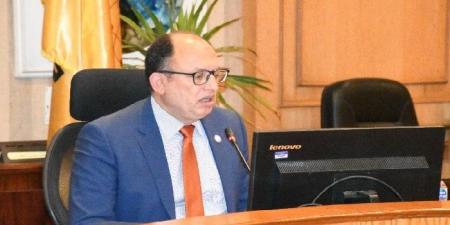 مجلس جامعة حلوان الأهلية يناقش استعدادات امتحانات نهاية العام - موقع الآن نيوز