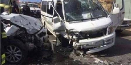 إصابة 7 أشخاص في حادث انقلاب ميكروباص أعلى الطريق الأوسطي - موقع الآن نيوز