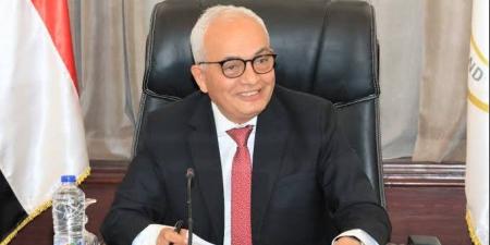 وزير التعليم السابق يحكي عن معلمة شرحت لطلابها التسامح "بكيس بطاطا" ـ موقع الآن نيوز