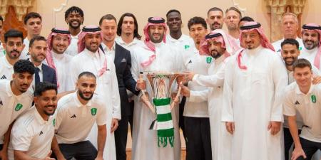 ولي العهد يستقبل وزير الرياضة ومنسوبي النادي الأهلي بمناسبة تحقيقهم بطولة دوري أبطال آسيا للنخبة - موقع الآن نيوز