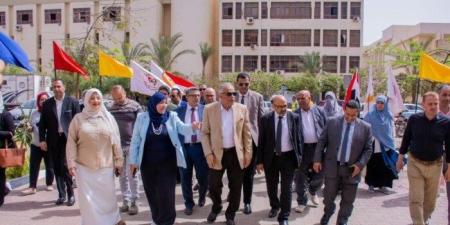 لزيادة الطاقة الاستيعابية.. رئيس جامعة طنطا يجري جولة تفقدية لمتابعة سير أعمال التطوير بكليتي التمريض وطب الأسنان - موقع الآن نيوز