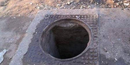 سقوط شخص داخل بلاعة باحدي قري بني سويف ـ موقع الآن نيوز