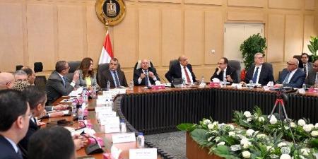 الوزير: إقرار تعديلات في البرنامج الوطني لتطوير صناعة السيارات ـ موقع الآن نيوز