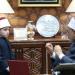 شيخ الأزهر يستقبل الطفل أنس ربيع متقن حفظ المتون والقرآن الكريم - موقع الآن نيوز