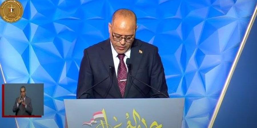 وزير العمل: أحلامنا تحولت إلى حقائق بسواعد عمال مصر الشرفاء ـ موقع الآن نيوز