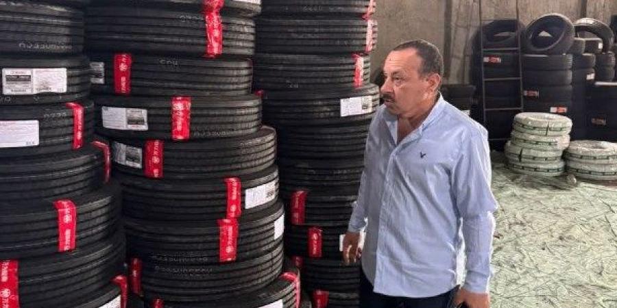 ضبط 800 كاوتش سيارات بدون فواتير تدل على مصدرها بديرب نجم ـ موقع الآن نيوز