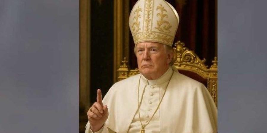 غضب واسع في أمريكا بعد صورة ترامب بزي البابا ـ موقع الآن نيوز
