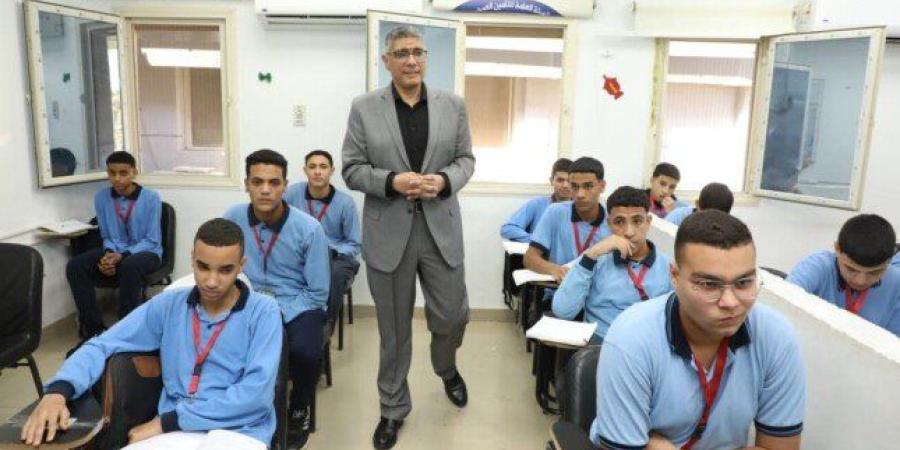 محافظ الجيزة يتفقد فرع التأمين الصحي بالسادس من أكتوبر لمتابعة الخدمات المقدمة للمواطنين - موقع الآن نيوز