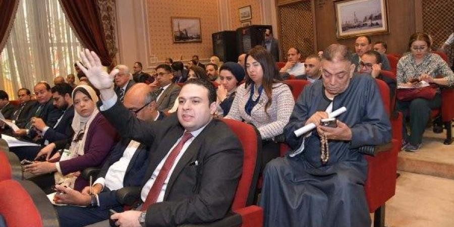 نائب يتساءل عن إمكانية إعداد حصر بدخول المواطنين المرتبطين بقانون الإيجار القديم ـ موقع الآن نيوز