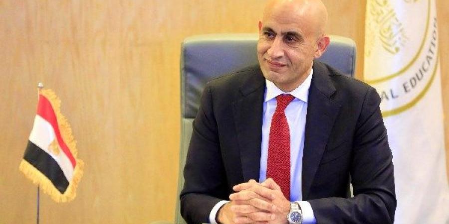 مفاجآت وقرارات عاجلة بشأن مواعيد الدراسة والامتحانات والمناهج بالعام المقبل.. ماذا قرر وزير التعليم؟ ـ موقع الآن نيوز