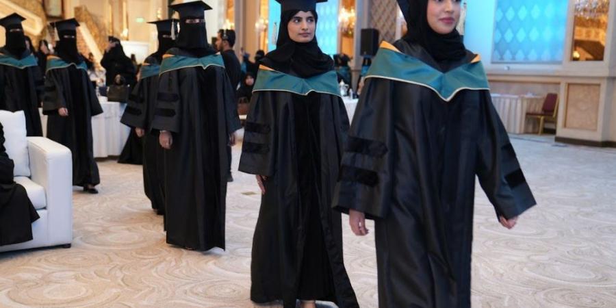 تعليم جدة يحتفي بخريجي وخريجات ثانويتي الفيصلية للموهوبين والموهوبات - موقع الآن نيوز