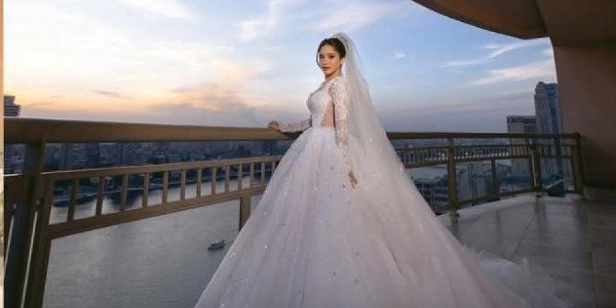 فستان الأميرات.. 30 صورة لإطلالة رنا رئيس في حفل زفافها ـ موقع الآن نيوز