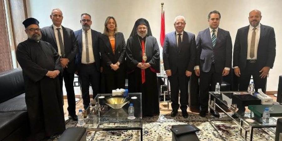 مطران إيبارشية سوهاج للأقباط الكاثوليك يلتقي السفير المصري بالكويت ـ موقع الآن نيوز