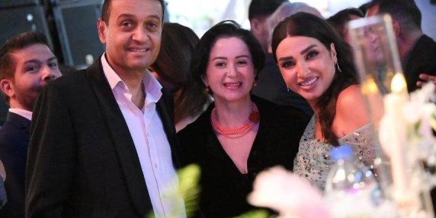 فى حفل زفاف رنا رئيس.. أحدث ظهور للفنانة مي نور الشريف ـ موقع الآن نيوز