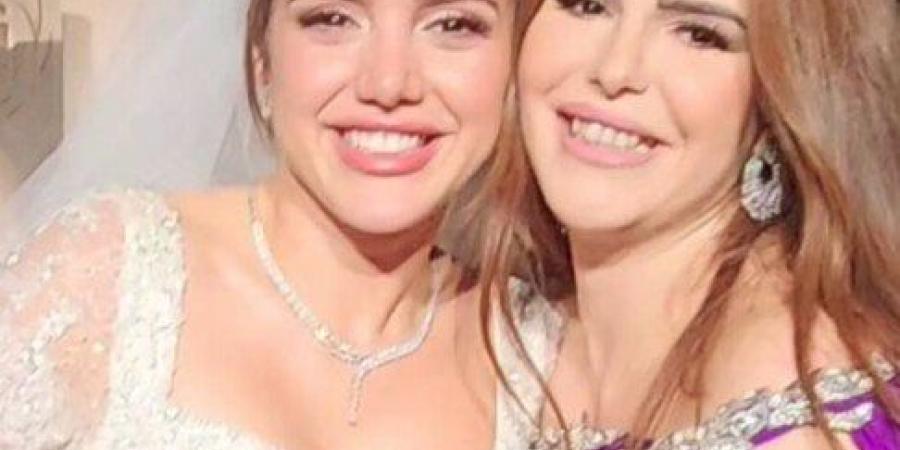 دنيا عبد العزيز توجه رسالة لـ رنا رئيس بمناسبة حفل زفافها «صور» - موقع الآن نيوز