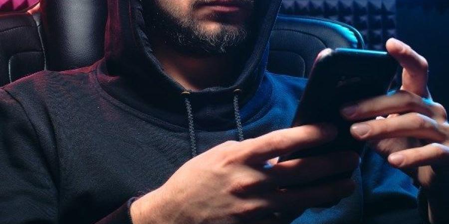 تحذير من مكتب التحقيقات الفيدرالي.. خدعة رسائل نصية تنتشر بسرعة وتستهدف مستخدمي iOS وأندرويد ـ موقع الآن نيوز