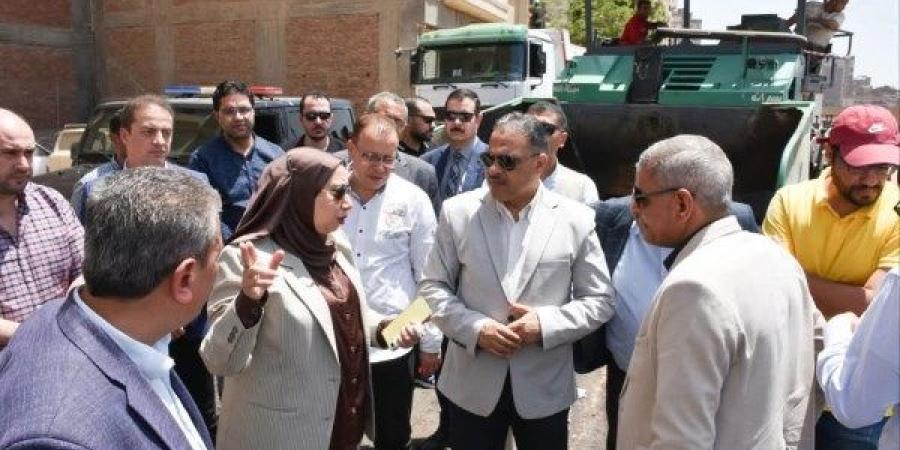 محافظ الشرقية يتفقد أعمال رصف شوارع منطقة تقسيم المعلمين بالزقازيق ـ موقع الآن نيوز