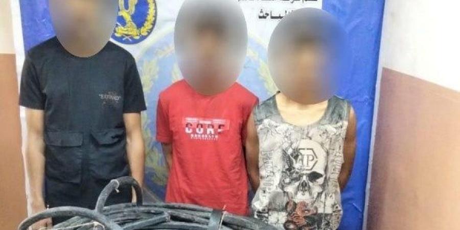 القبض على لصوص كابلات أعمدة الإنارة من الطرق بالقاهرة ـ موقع الآن نيوز