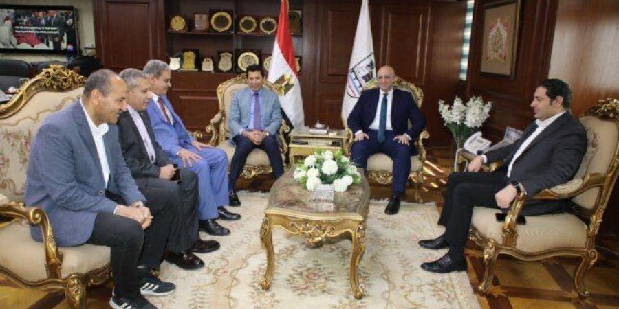 دعمًا للشباب.. وزير الرياضة ومحافظ بني سويف يدشنان منشآت جديدة ويستمعان لآرائهم - موقع الآن نيوز