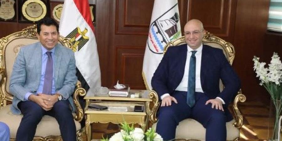 محافظ بني سويف يستقبل وزير الرياضة لافتتاح وتفقد عدد من المنشآت الشبابية والفعاليات ـ موقع الآن نيوز