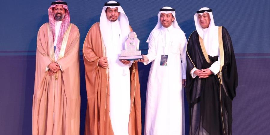 17 طالباً بالمملكة يحصدون جائزة "المستثمر الذكي الخليجي 2025" - موقع الآن نيوز
