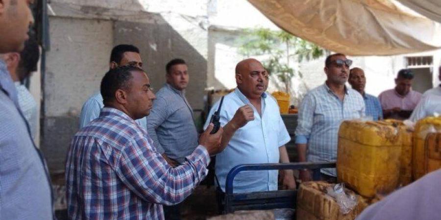 ضبط مخزن يعيد تصنيع الزيوت المستعملة وبيعهـا بطرق غير قانونية في أوسيم - موقع الآن نيوز