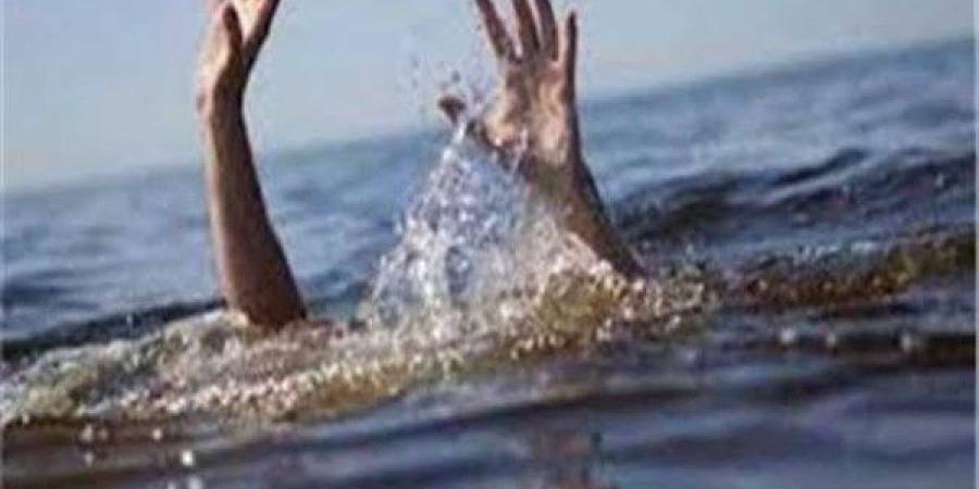 مصرع شاب غرقا بمياه البحر الصغير يالدقهلية ـ موقع الآن نيوز