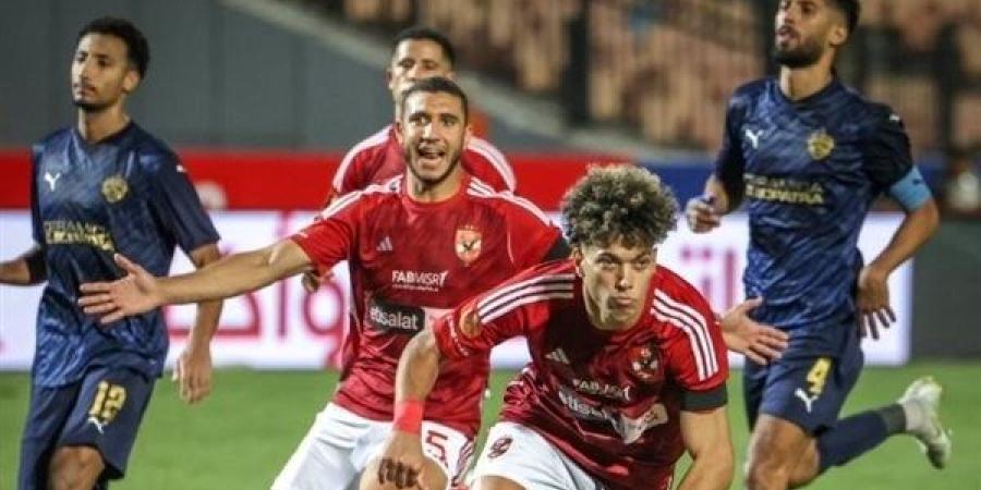 فريق عادي..ناقد رياضي يستفز جماهير الأهلي ـ موقع الآن نيوز