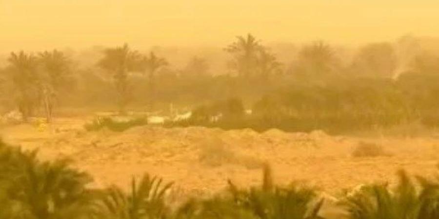 العواصف الترابية تسبب حرائق بمركز بلاط وقطع الكهرباء عن قرى الداخلة ـ موقع الآن نيوز