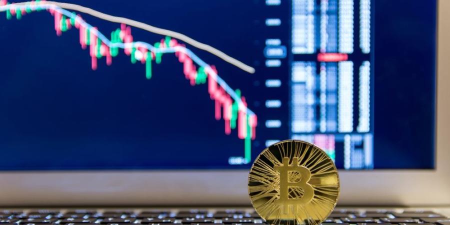 الذهب تحت الضغط والنفط يقفز: ماذا يكشف تقرير المضاربين الأسبوعي؟ - موقع الآن نيوز