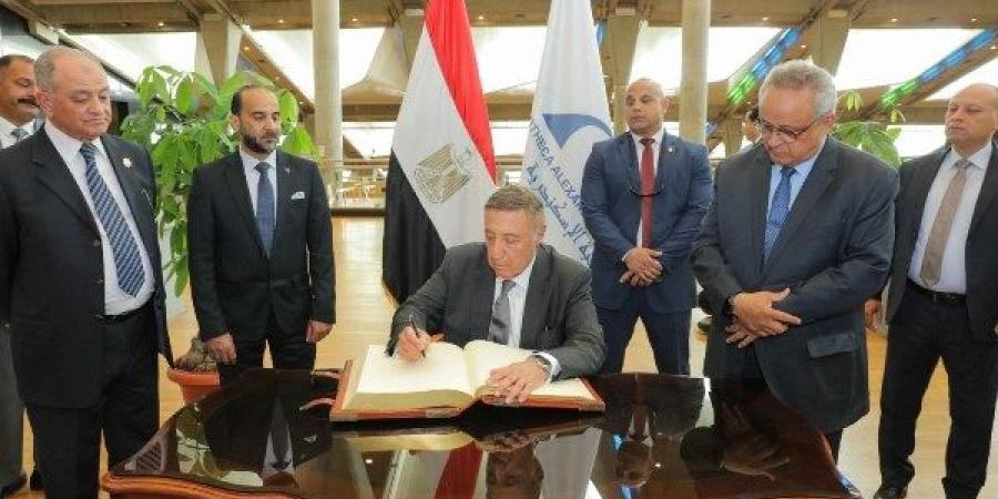 تفاصيل زيارة رئيس وأعضاء المحكمة الدستورية لمكتبة الإسكندرية ـ موقع الآن نيوز