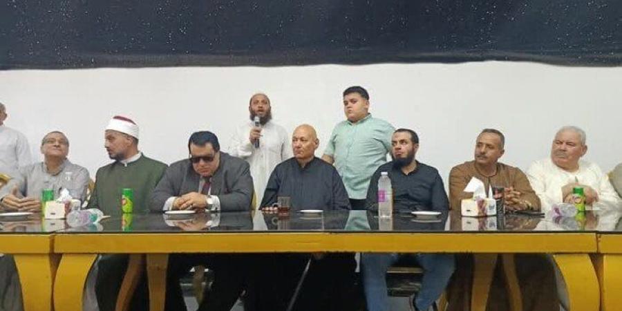 إنهاء خصومة ثأرية بين عائلتين بقرية إسطنها في المنوفية بتقديم الكفن - موقع الآن نيوز