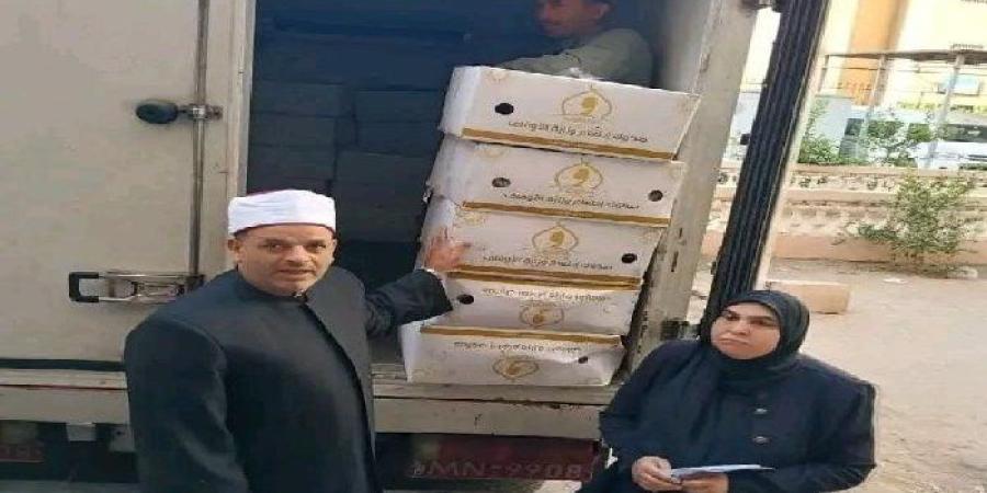 توزيع 2 طن لحوم من مشروع لحوم صكوك الإطعام على الأسر الأولى بالرعاية بالشرقية - موقع الآن نيوز