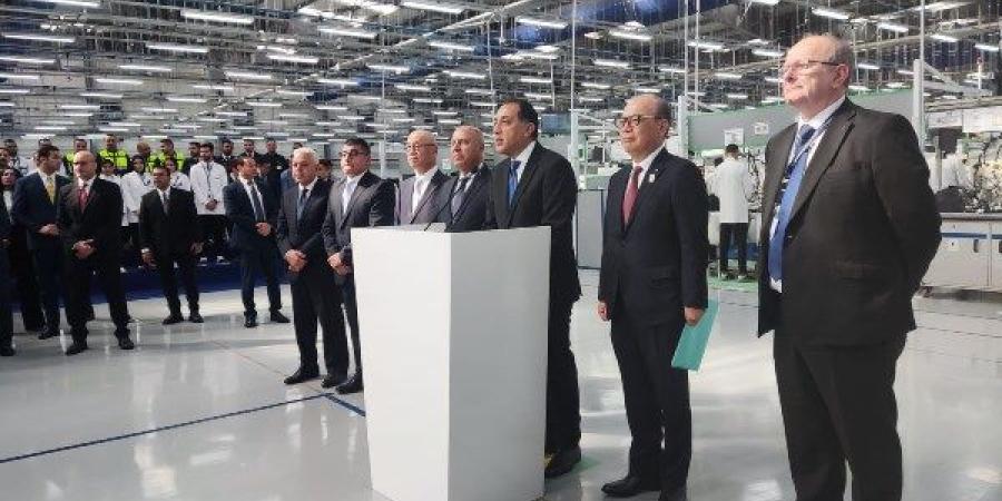 مدبولي: صناعة الضفائر الكهربائية من الصناعات الدقيقة ومصر أصبحت مركزا لإنتاجها ـ موقع الآن نيوز