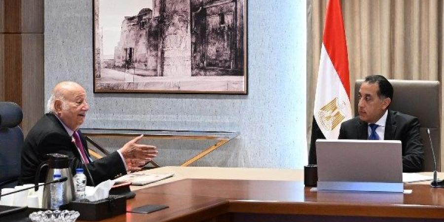 رئيس الوزراء يستعرض مقترحاً للاستغلال الأمثل سياحياً لمسار العائلة المقدسة ـ موقع الآن نيوز