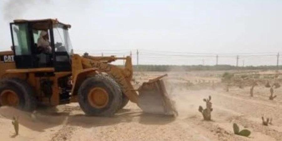 رئاسة مركز الخارجة: إزالة تعديات بالبناء والزراعة على 74 فدانا أملاك دولة ـ موقع الآن نيوز