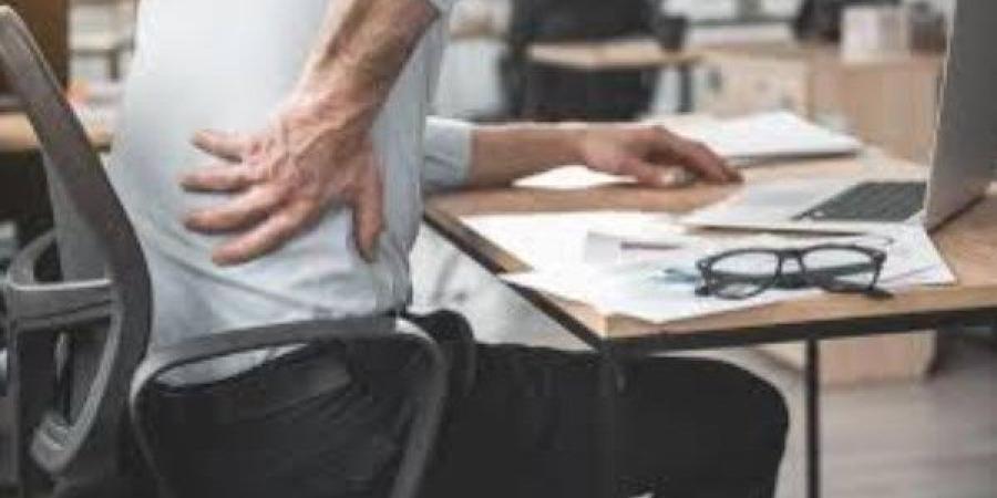 دراسة: الجلوس الطويل يوميًا يُهدّد صحة الدماغ حتى مع ممارسة الرياضة ـ موقع الآن نيوز